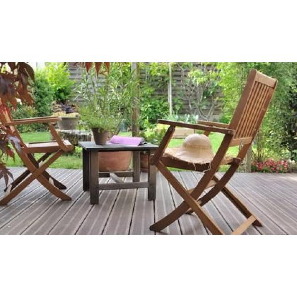 Raviver salon de jardin en teck