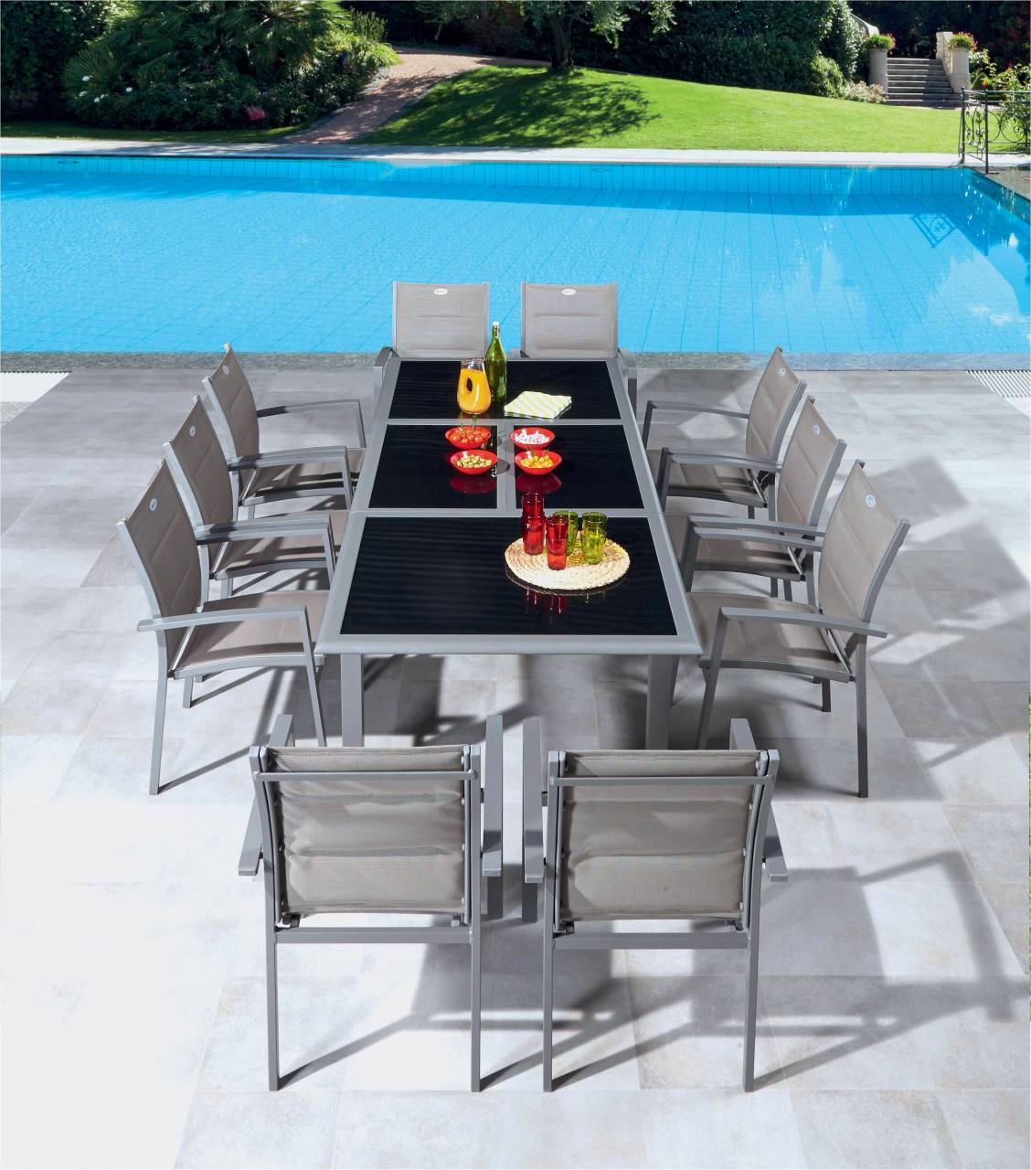 Salon de jardin en bois conforama