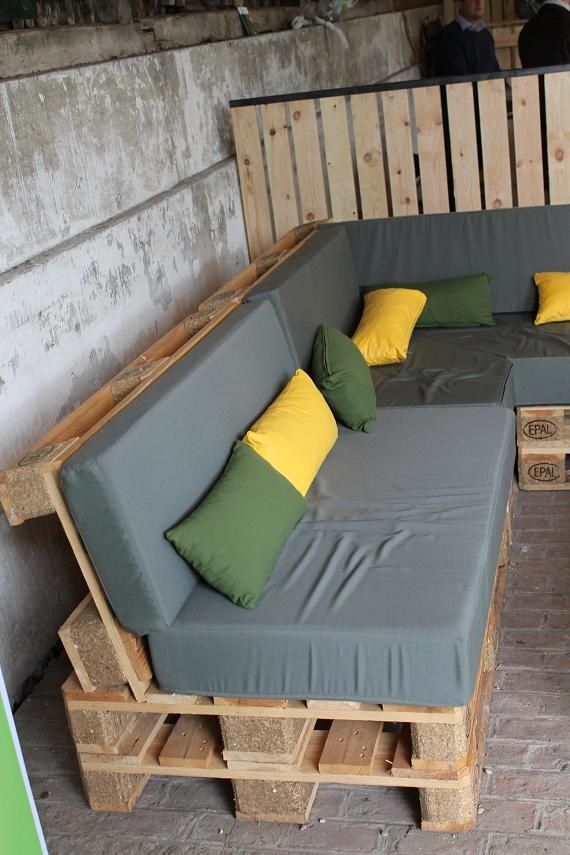 Construire un salon de jardin en bois