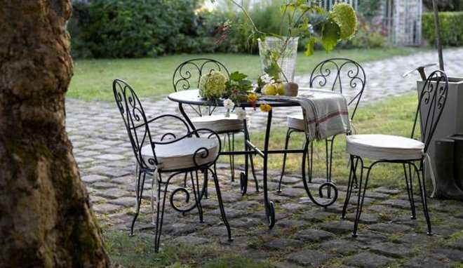 Salon de jardin fer forgé design
