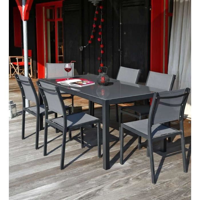 Table jardin et chaises