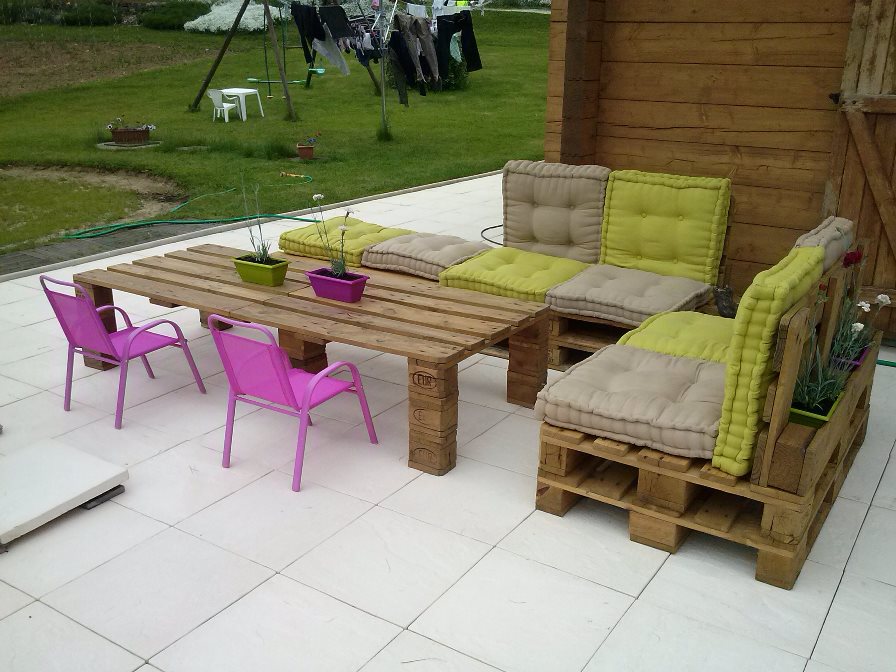 Fabriquer salon de jardin avec palette