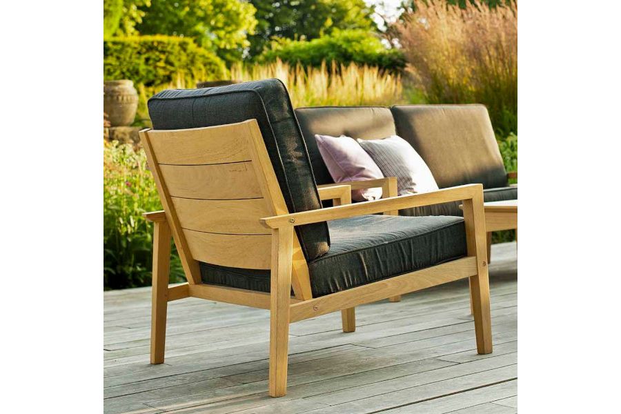 Salon de jardin table basse fauteuil