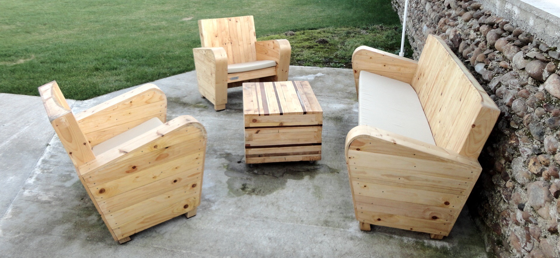 Mobilier jardin bois