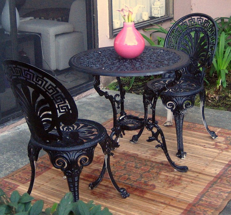 Mobilier de jardin bistrot