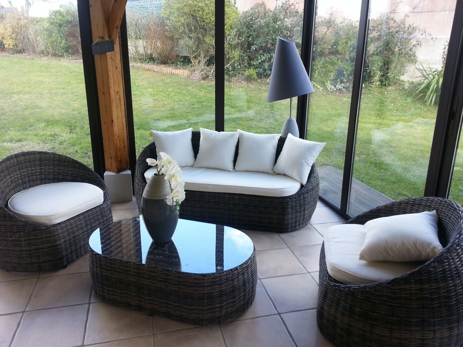 Salon de jardin arrondi noir