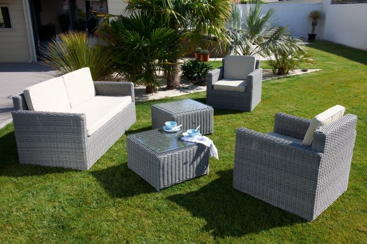 Salon de jardin tressée en solde