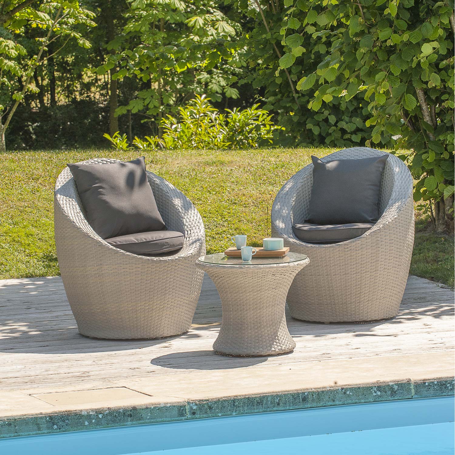 Salon bas de jardin resine tressee