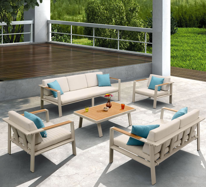 Comment nettoyer un salon de jardin en aluminium