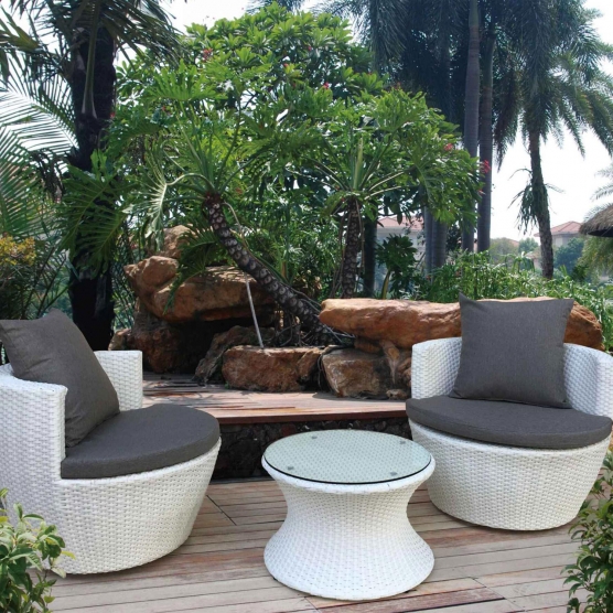 Salon de jardin bas resine tresse