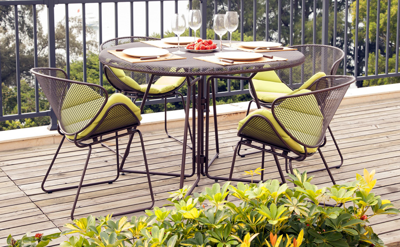 Salon de jardin acier couleur
