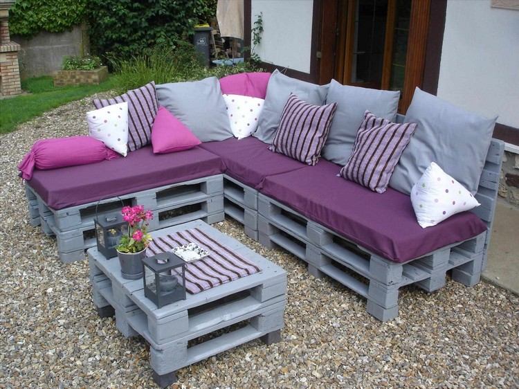 Salon de jardin en palette noir