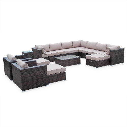 Table de jardin en resine tressee