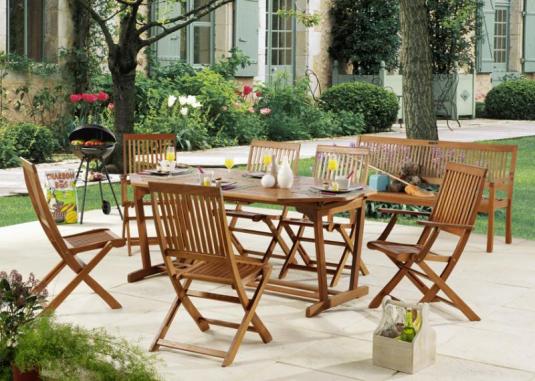 Salon de jardin en bois intermarché