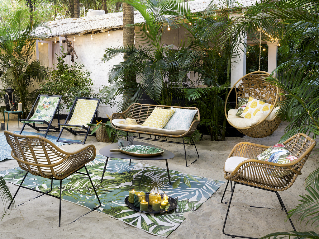 Salon de jardin en imitation rotin