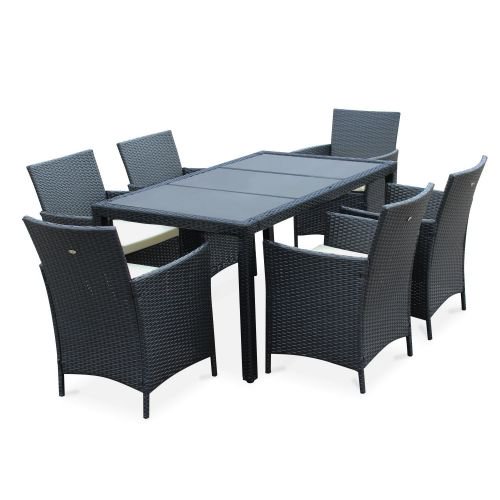 Fauteuil et table de jardin