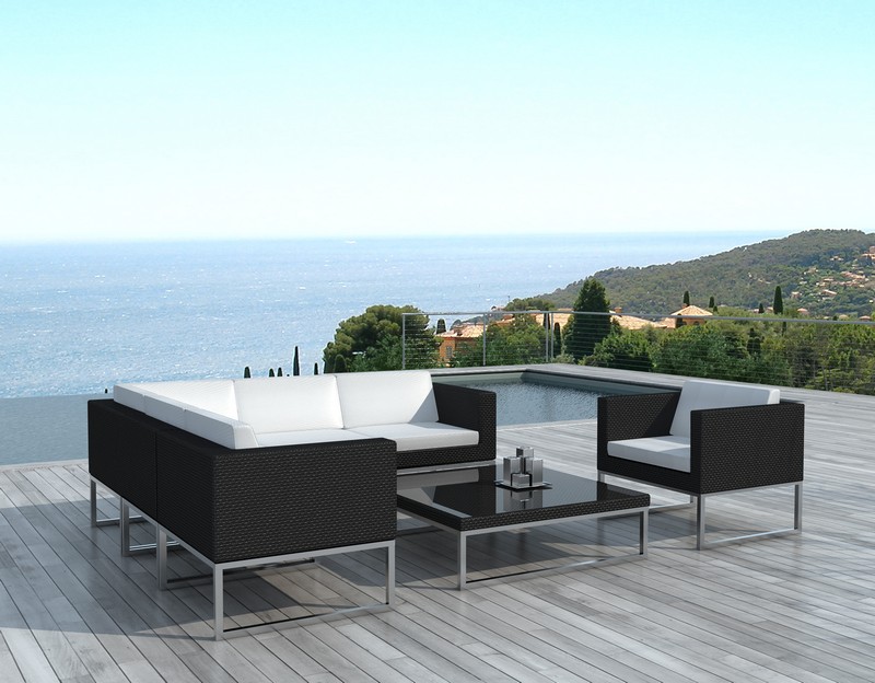 Salon de jardin en résine tressée design