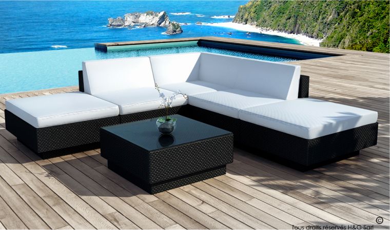 Salon de jardin design en résine tressée