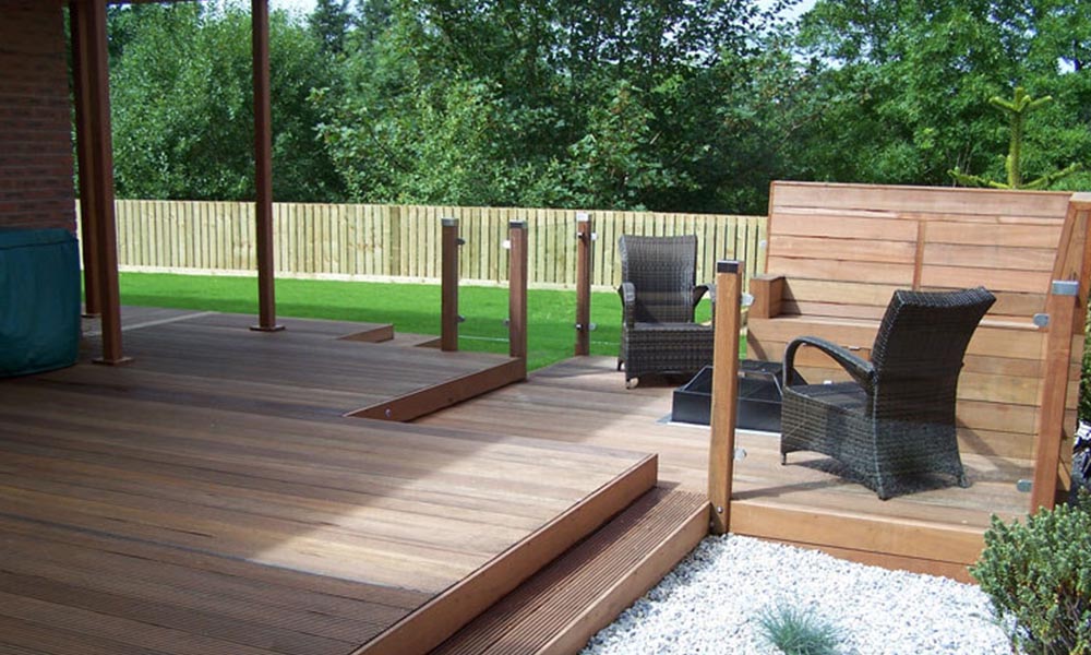 Comment entretenir son salon de jardin en bois