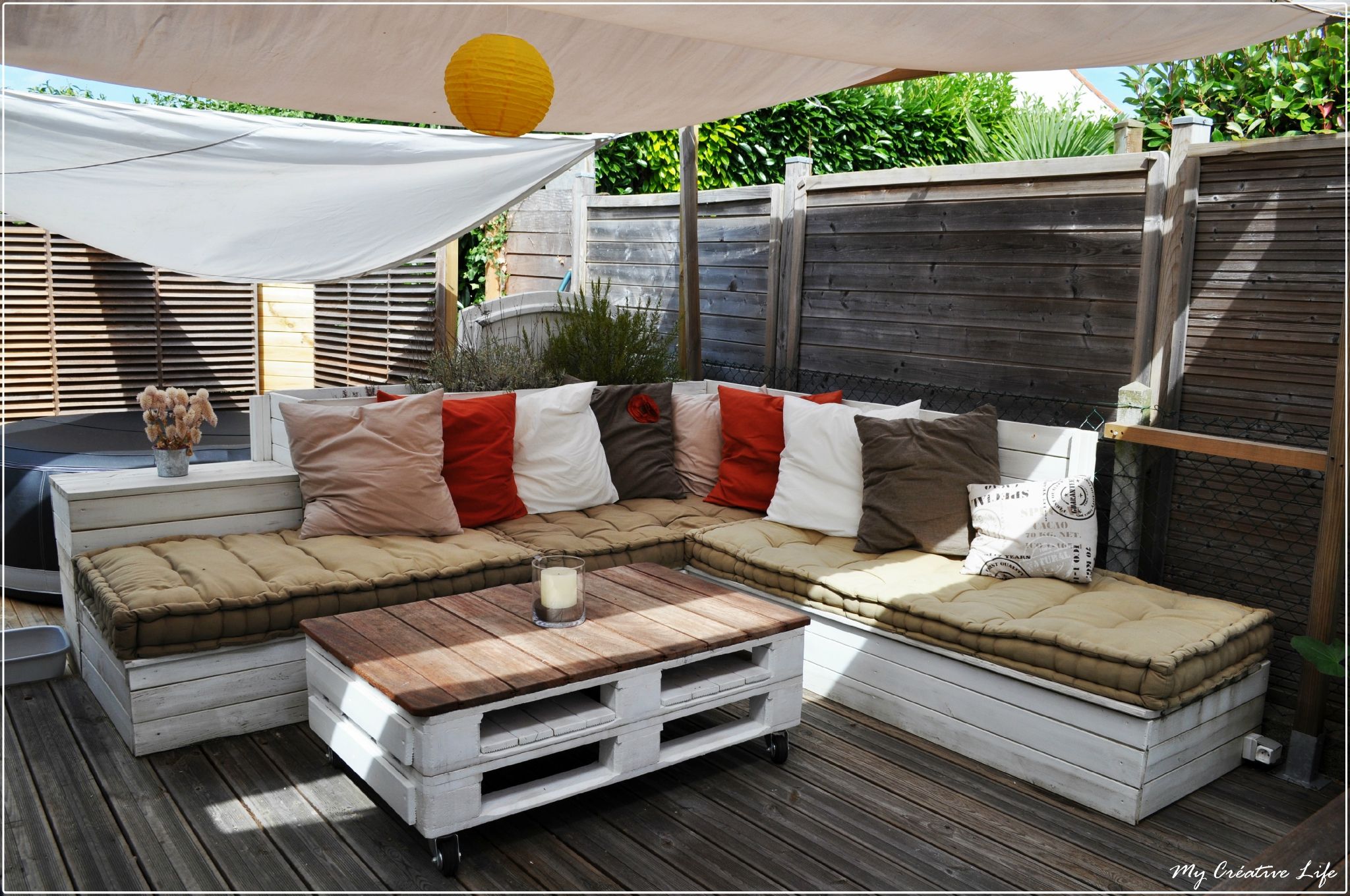 Table salon de jardin en bois de palette