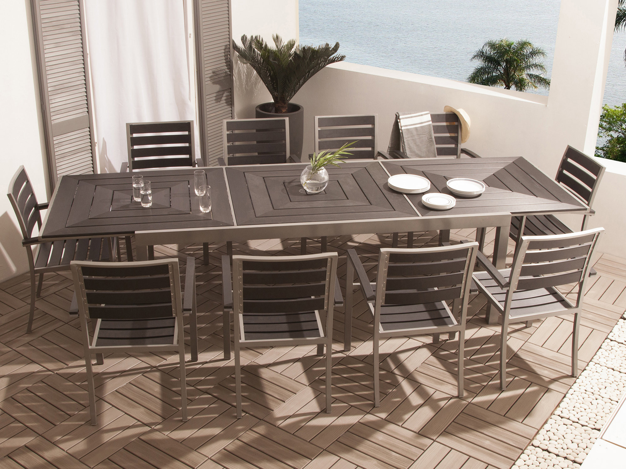 Salon de jardin aluminium ovale