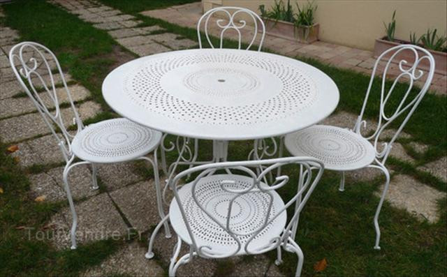 Salon de jardin en fer forgé d'occasion