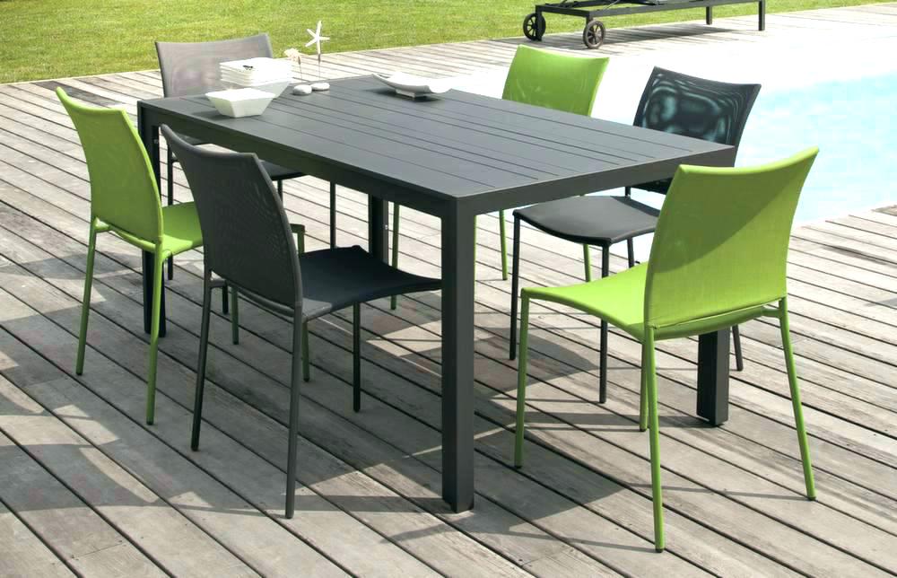 Table chaise de jardin