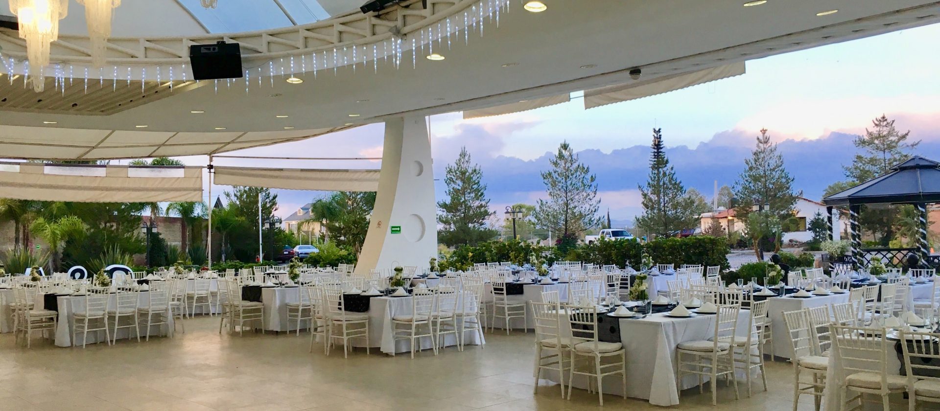 Salon jardin la lucerna