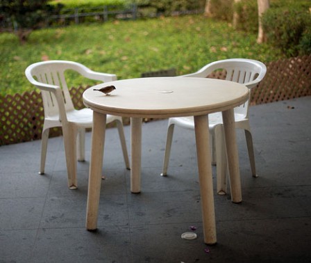 Vernir salon de jardin plastique