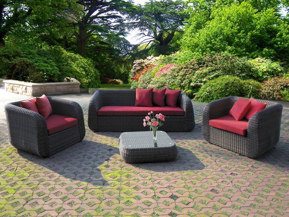 Salon de jardin rouge et