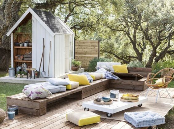 Salon de jardin avec coussin
