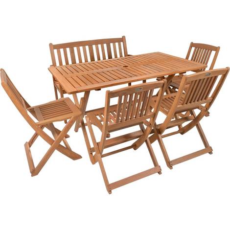 Salon de jardin marron clair