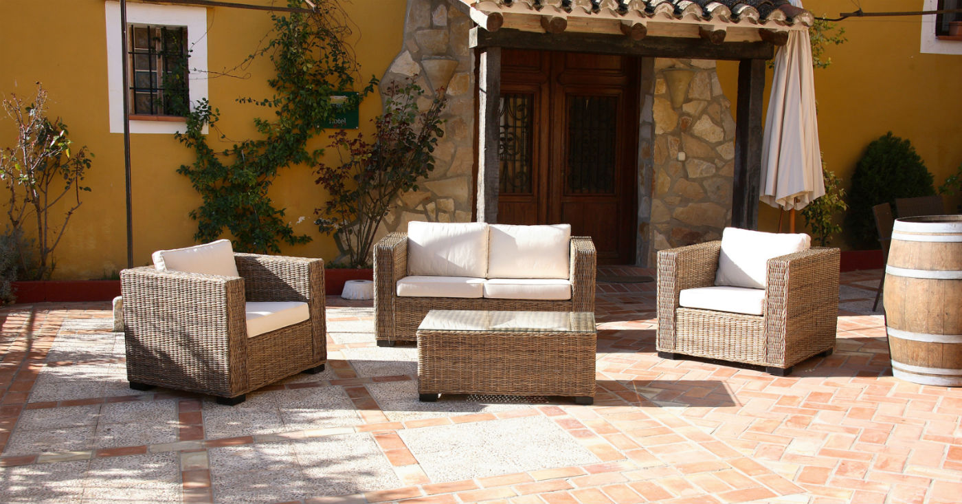 Salon de jardin rotin kubu