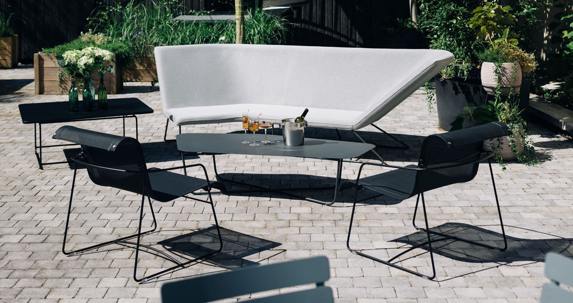 Table salon de jardin metal